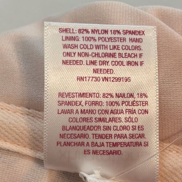 xHilaration Women's 24W Swim Bikini Top Tropical Pattern Lined - Picture 6 of 7